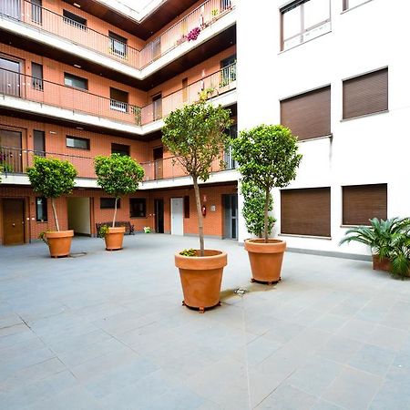 Apartament The Zentral Museo Sewilla Zewnętrze zdjęcie