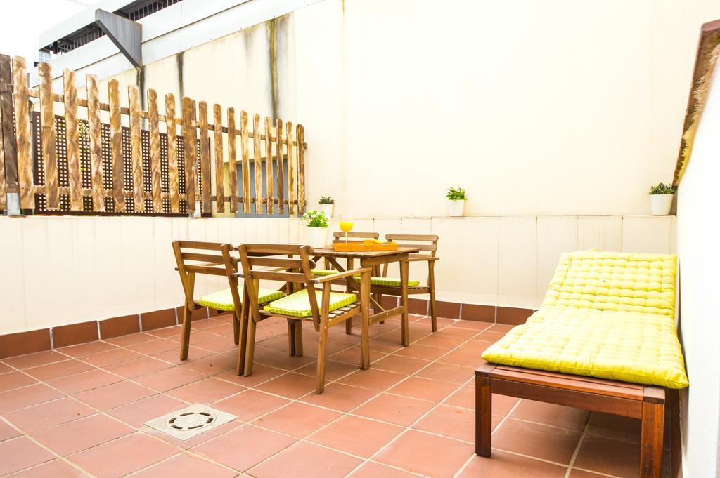 Apartament The Zentral Museo Sewilla Zewnętrze zdjęcie